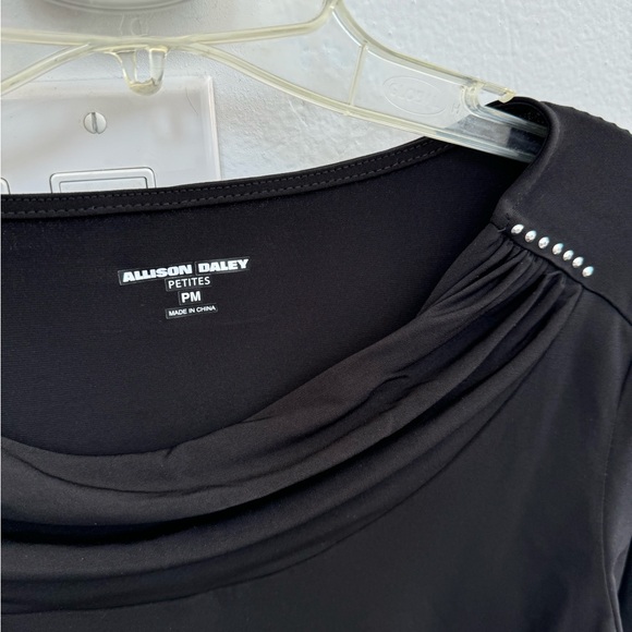 Allison Daley top - Picture 2 of 3